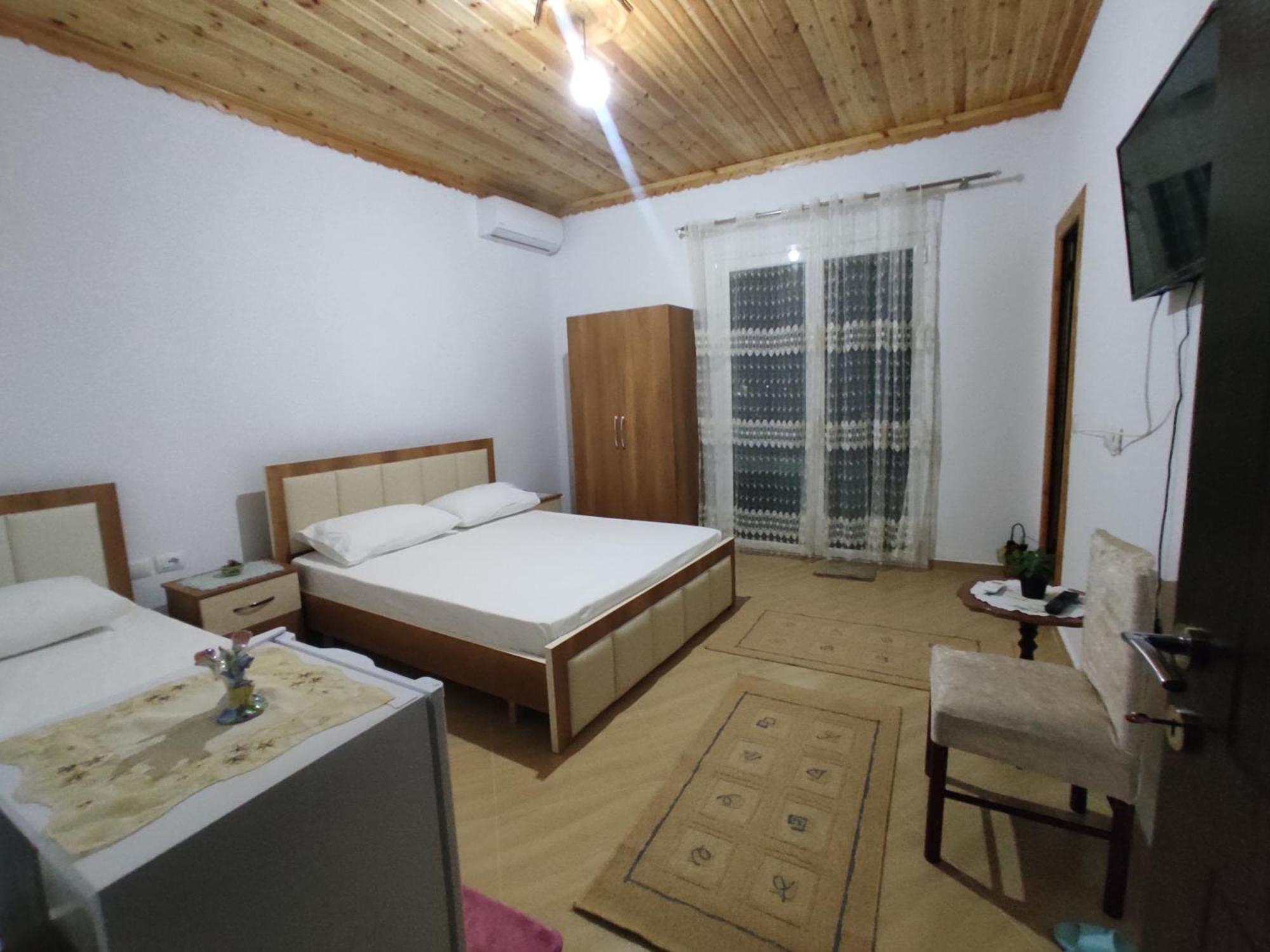 Dino Guest House Gjirokastër Dış mekan fotoğraf