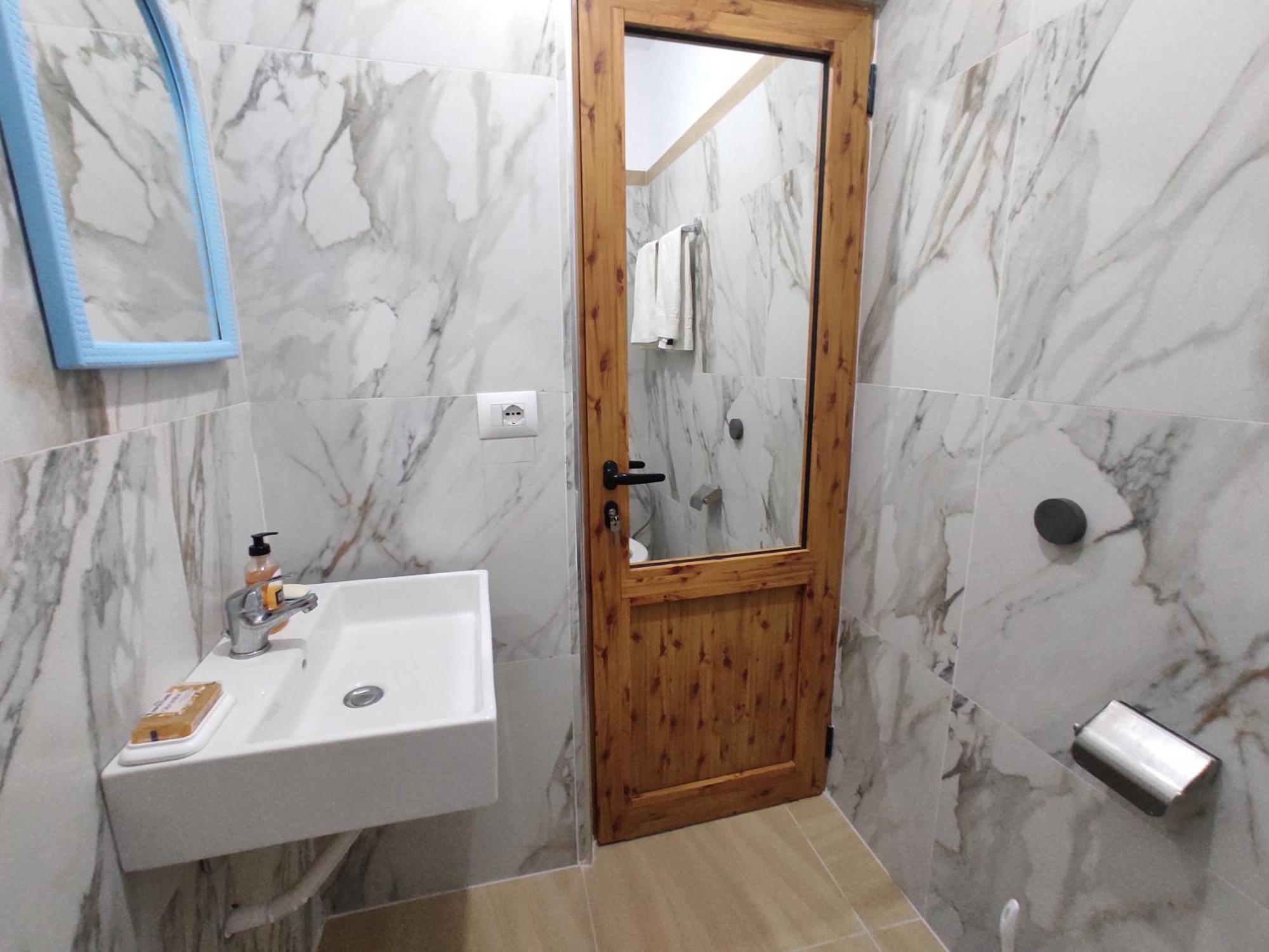 Dino Guest House Gjirokastër Dış mekan fotoğraf